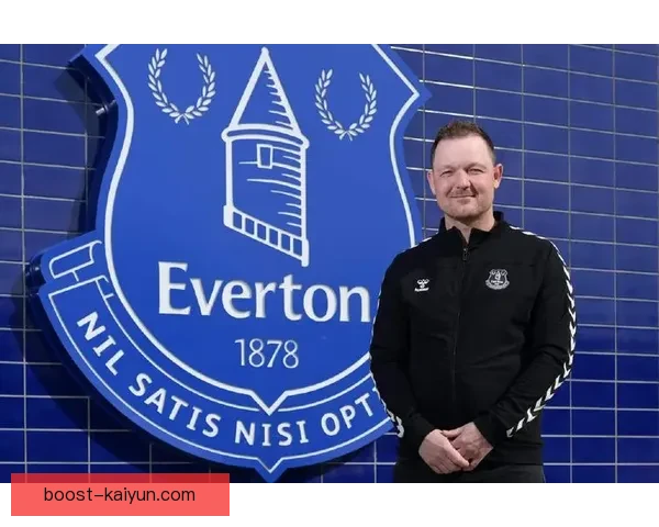 埃弗顿转会策略分析：夏窗面临挑战与机遇并存